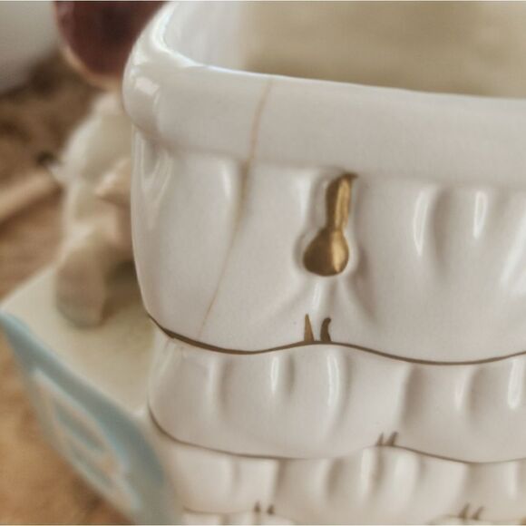 Vintage Baby Planter - Picture 13 of 13